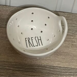 Rae Dunn Petite ‘Fresh’ Colander 5.25”W x 2.25”H